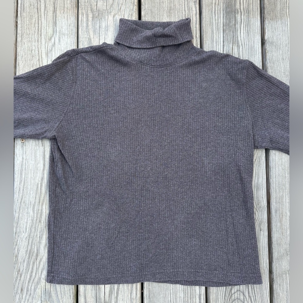 liz claiborne brown turtle neck ribbed sweater